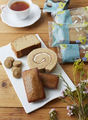 日本全家便利店与Afternoon Tea合作推出伯爵红茶系列甜点，轻松享受优雅午茶时光